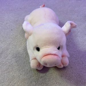 stuffed animal pig